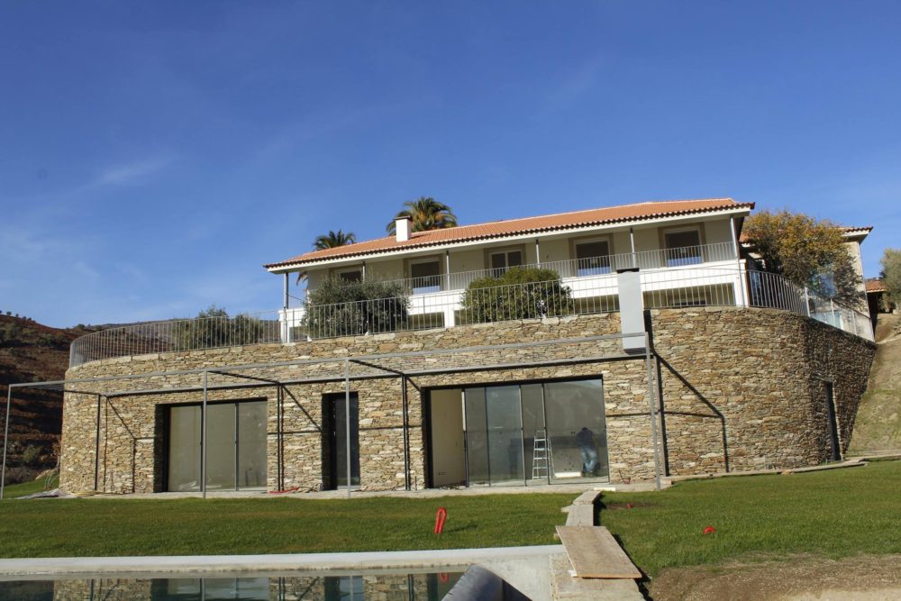 25487355_1215088671956220_267836183486384180_o